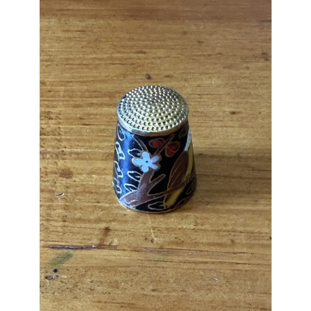 Vintage Sewing Notions Lot Thimbles Sewing Machine Brooch Thread Buttons